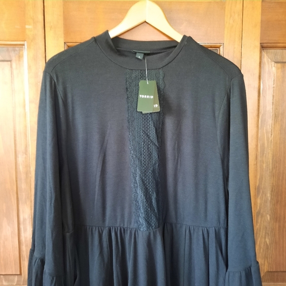 Torrid Mini Jersey Mock Neck Skater Dress Deep Black Long Bell Sleeve Size 2X - Picture 4 of 16